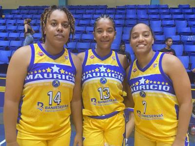 Mauricio Báez y San Carlos triunfan en inicio basket superior femenino