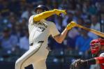 Adames pega jonrón por quinto juego seguido, Freddy Peralta gana décimo en victoria de Cerveceros