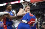NBA suspende a cinco jugadores por altercado Pistons-Timberwolves que llegó a las gradas