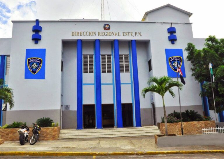 Policías ultiman a un hombre durante supuesto intercambio de disparos en La Romana