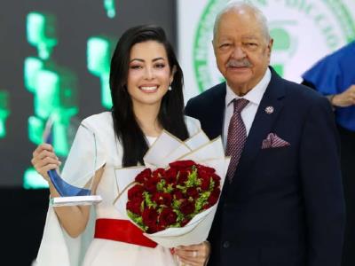 Reconocen trayectoria de Dafne Guzmán