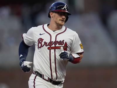 Sean Murphy conecta jonrón en su regreso tras lesión de costilla