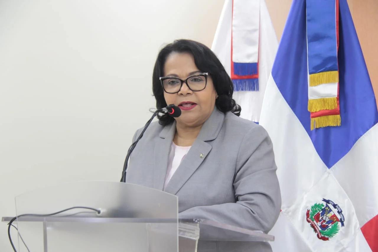 Senado escoge nuevos miembros de la Cámara de Cuentas; Emma Polanco la presidirá