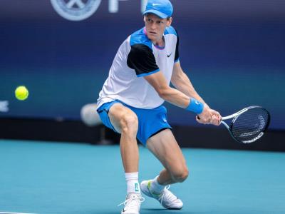 Sinner consideró dejar el tenis antes de aceptar sanción por dopaje