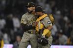 Venezolano Robert Suárez logra décimo salvamento, líder de MLB, en triunfo de Padres sobre Tigres