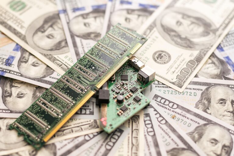 TSMC, el mayor fabricante de chips, duplica su apuesta en EE UU tras amenaza de arancelaria de Trump