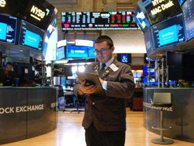 Wall Street acumula ganancias en semana turbulenta