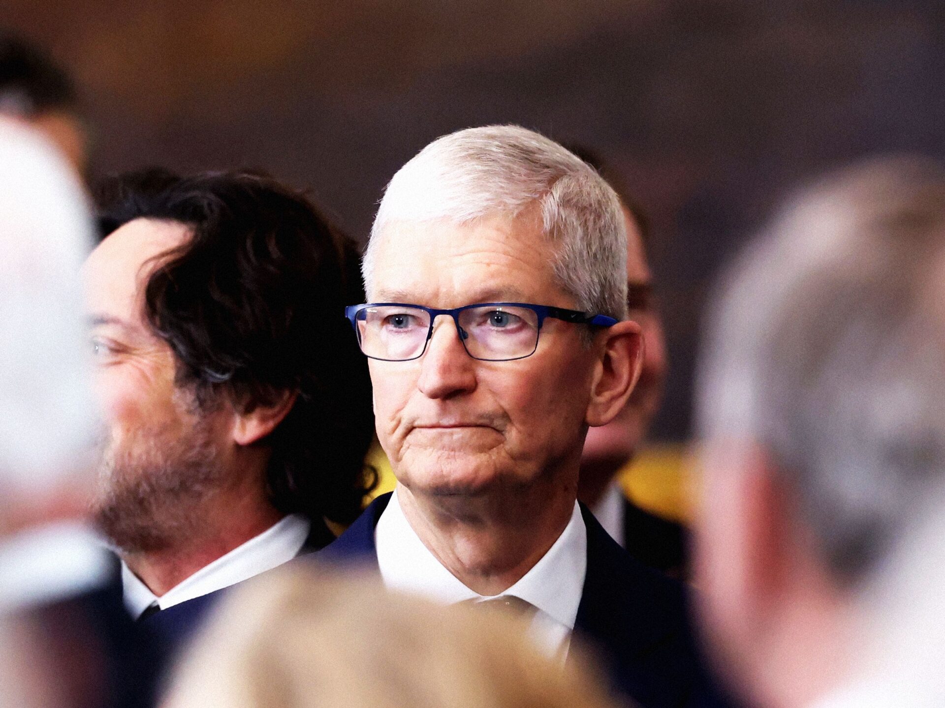 Apple podría enfrentar cargos penales por presuntamente mentir a un juez federal