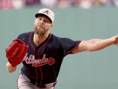 Chris Sale poncha a 8 y conduce a Bravos a victoria