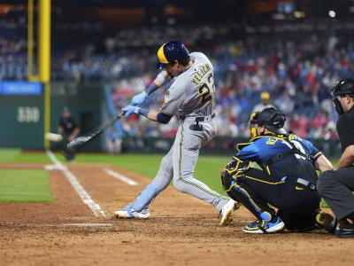 Christian Yelich pega par de jonrones y produce cuatro en triunfo