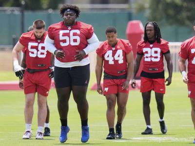 Desmond Watson no quiere que su peso sea la historia con los Bucs