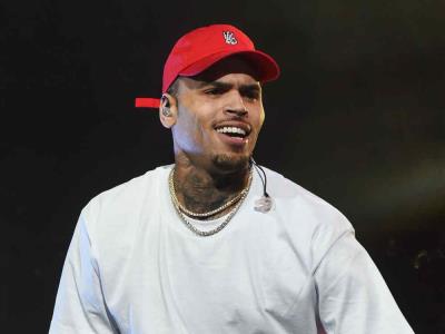 El cantante Chris Brown permanecerá detenido hasta junio
