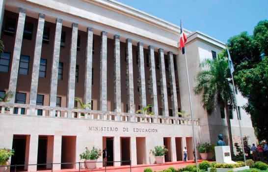 El Ministerio de Educación licita la rehabilitación de 47 escuelas