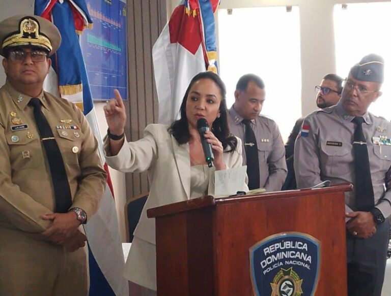 Faride Raful desautoriza al alcalde Riverón: “Esa actuación solamente le compete a Migración”