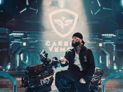 Farruko y su línea exclusiva de motos