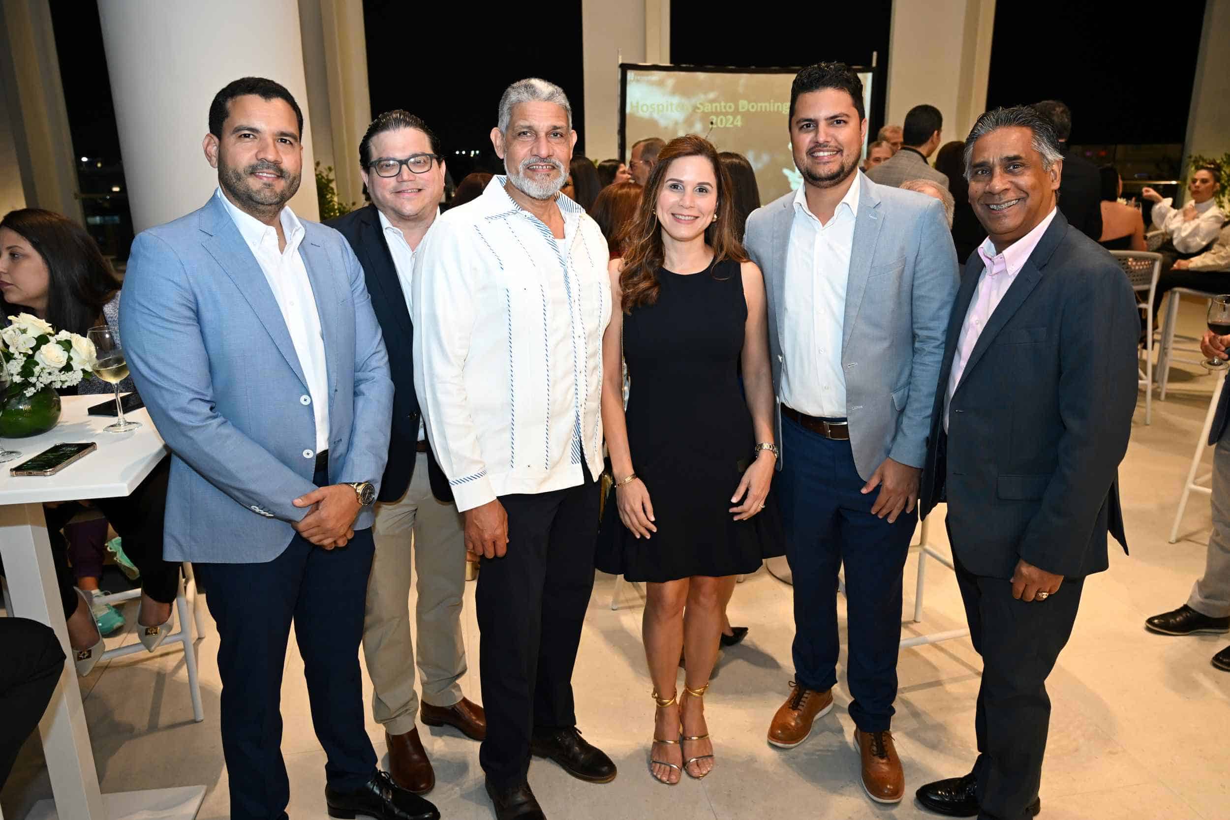 José Estrella, Ignacio Bengoa, José Aponte, Natalia Castro, Abel Herrera y Erick Peralta Ortega.