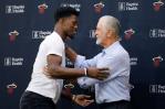 Pat Riley habla: Sobre Jimmy Butler, el futuro de los Heat y cómo ve los 80 como los nuevos 60