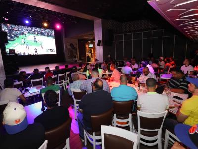Knicks de Nueva York hacen historia con viewing party de la NBA