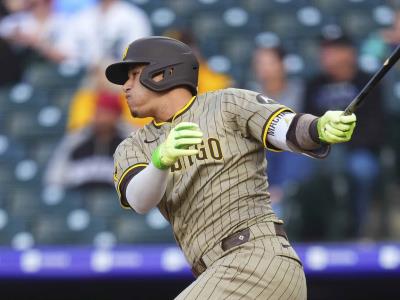 Machado ayudó con tres hits al triunfo de Randy Vásquez y Padres