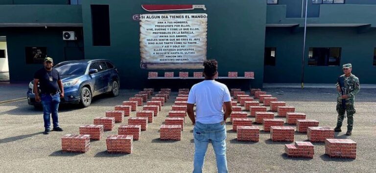 Ocupan 368 mil cigarrillos en contrabando ocultos en una yipeta en Valverde