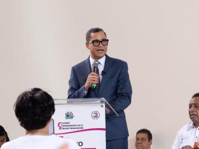 Olivares: informalidad es el principal desafío del mercado laboral