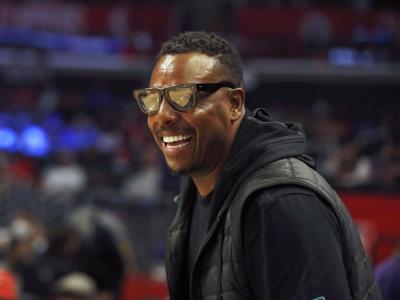 Paul Pierce dice que caminó 20 millas al trabajo en bata como castigo