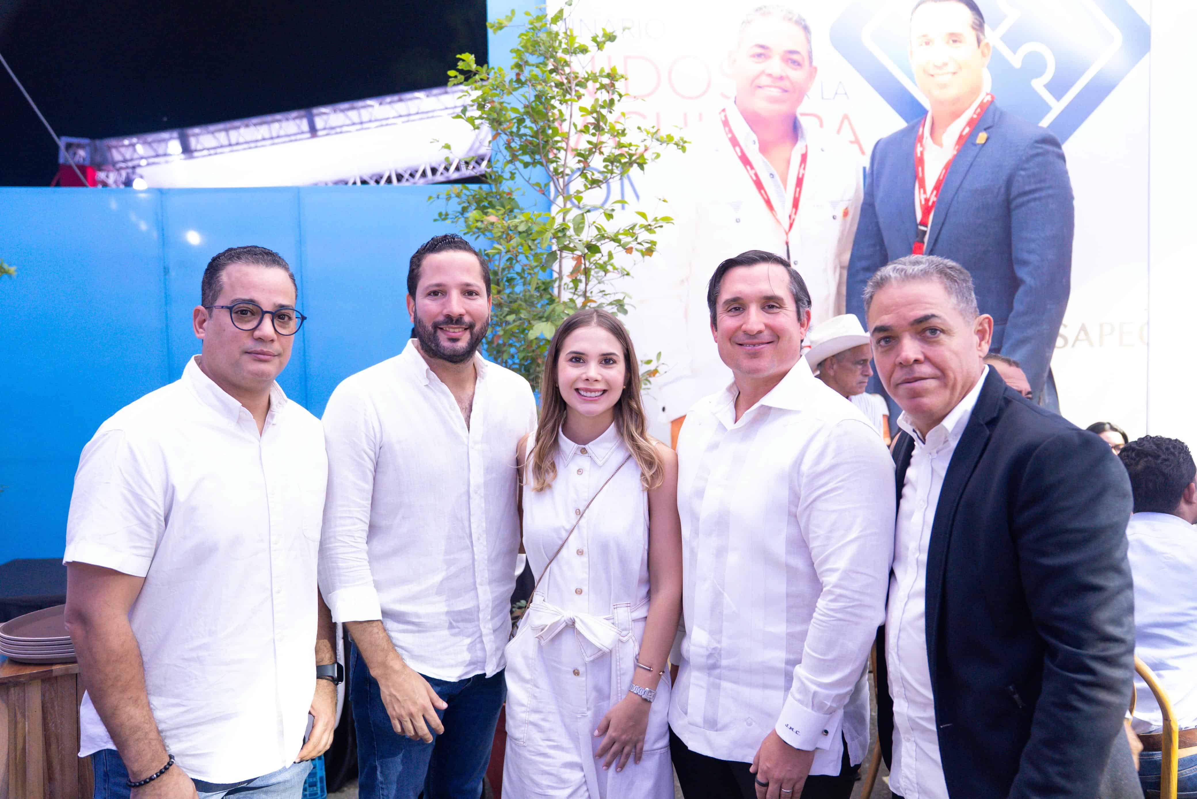 Ramón Abreu, Rafael Jansen, Manuela Curbelo, Juan Miguel Curbelo y Pedro Bencosme.