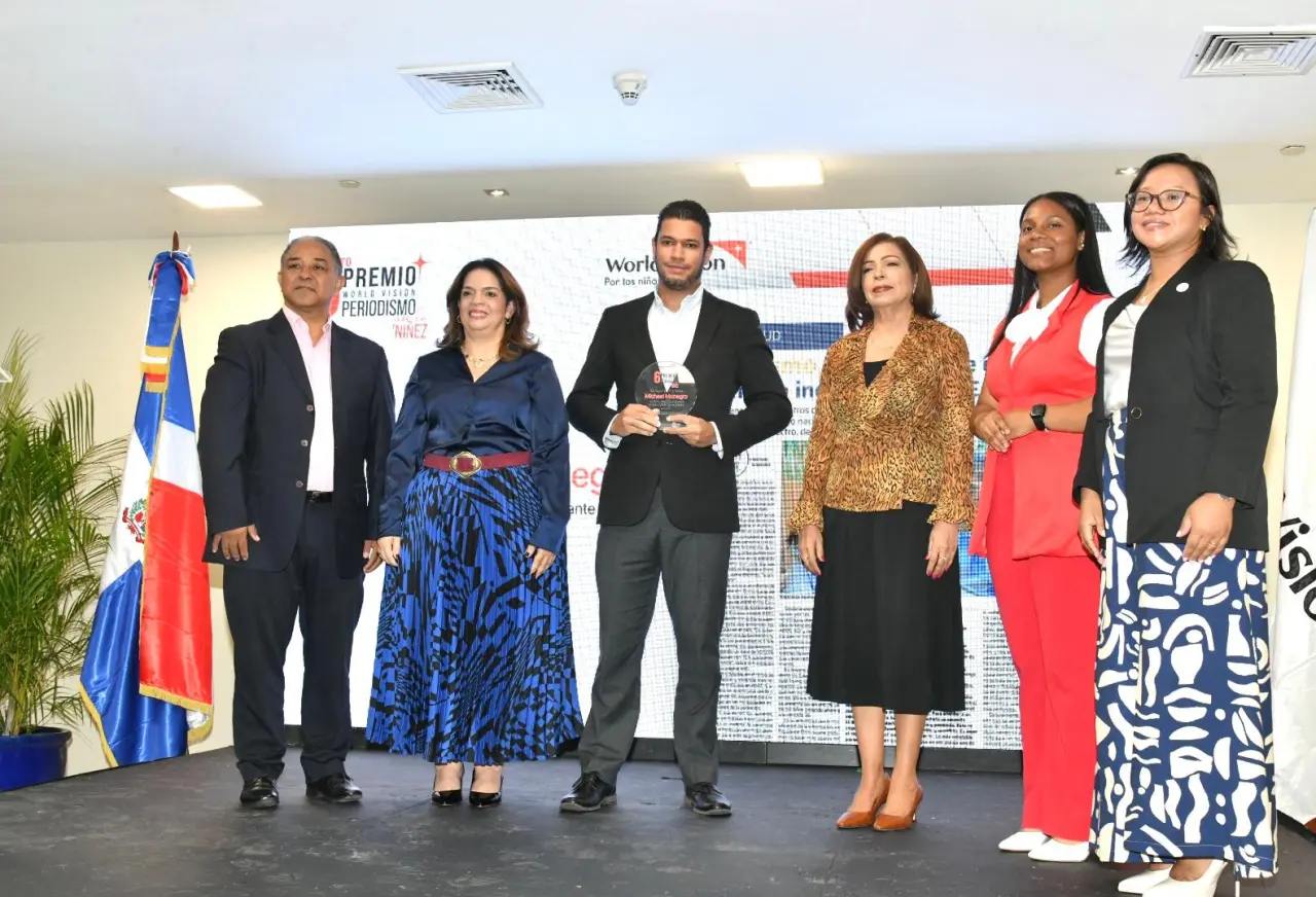 Periodista de Panorama gana premio de Periodismo por la Niñez World Vision con reportaje sobre autismo