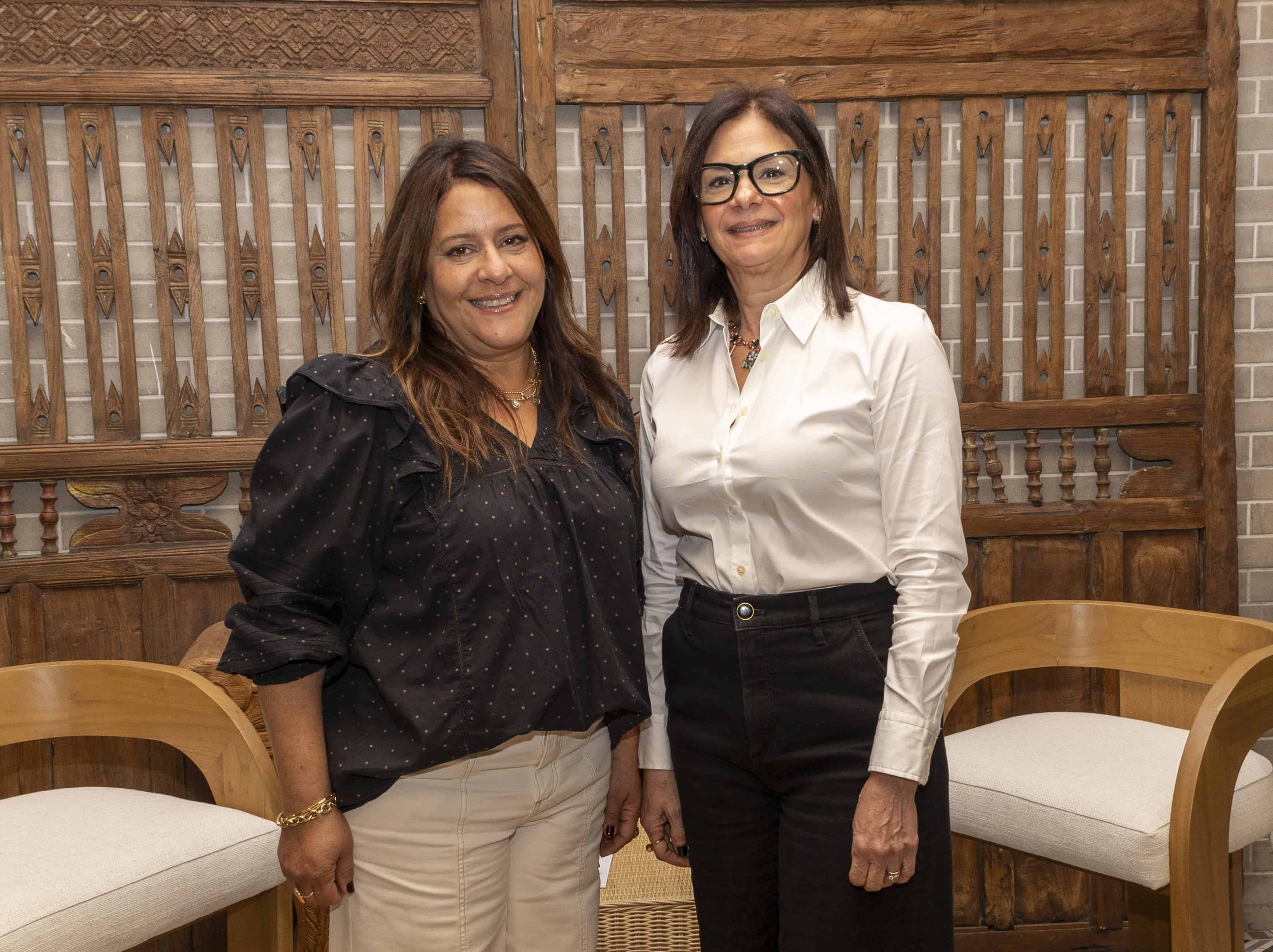 Natalia Ravelo y Pili Cuadrado.