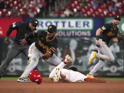 Piratas despiden al mánager Derek Shelton y ascienden a Don Kelly