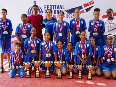 Santiago Noreste vence en competencia de tenis de mesa de INEFI