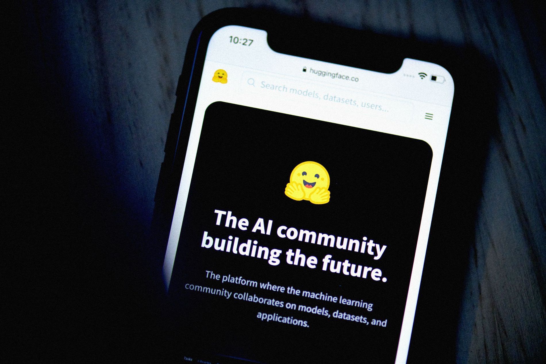 Un pionero del código abierto quiere lanzar robots de IA de código abierto