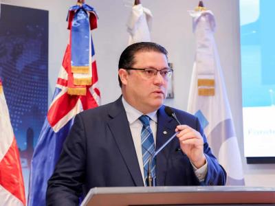 Aduanas alcanza cifra récord de recaudación en enero-mayo