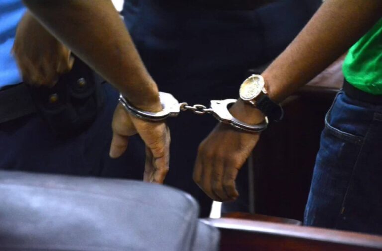 Apresa a dos hombres con maquinaria utilizada para falsificar tickets de casino en Sosúa