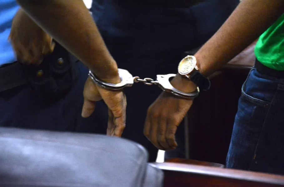 Apresa a dos hombres con maquinaria utilizada para falsificar tickets de casino en Sosúa