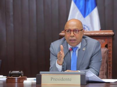 Aprueban proyecto de jey para médicos en zona fronteriza
