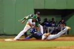 Asencio y Aquino lideran la victoria de Licey ante las Estrellas