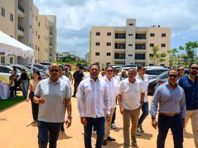 Banreservas realiza feria inmobiliaria en Villas del Este
