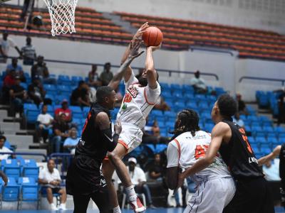 Cañeros del Este terminan racha de triunfos de Reales en la LNB