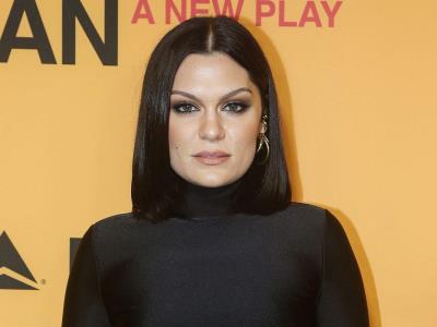 Cantante Jessie J revela que padece cáncer