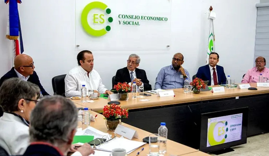 CES pospone para el jueves diálogo sobre crisis haitiana con Abinader y expresidentes