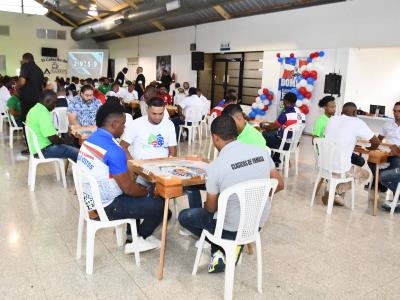 Club Amigos del Parque gana Copa de Dominó Equipos Élite 2025