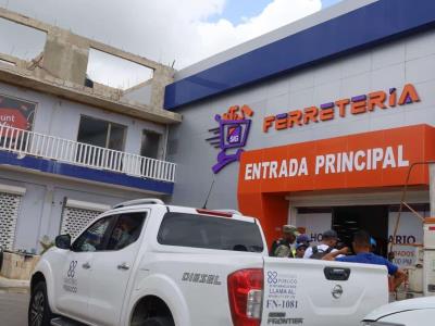Desmantelan conexión ilegal en una ferretería en La Romana