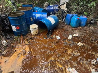 Desmantelan laboratorios clandestinos de bebidas adulteradas