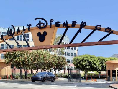 Disney y NBCUniversal presentan demanda contra empresa de IA