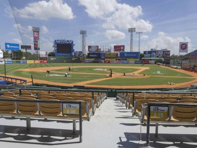 El presidente emite decreto para evaluar construcción de nuevo estadio