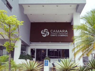 Experiencia práctica en empresas: pasantías en Santo Domingo