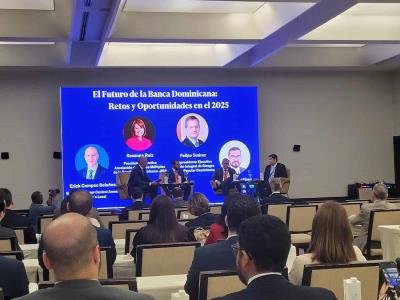 Expertos destacan fortalezas del sistema bancario dominicano