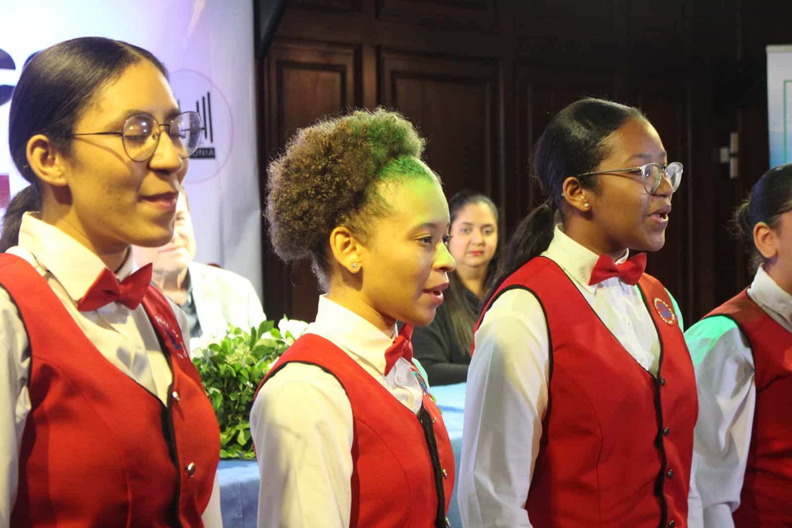 El espectáculo contará con la participación especial del Coro Nacional de Niños Dominicanos.