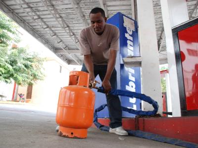 GLP sube por primera vez en tres años pese a subsidio del Gobierno